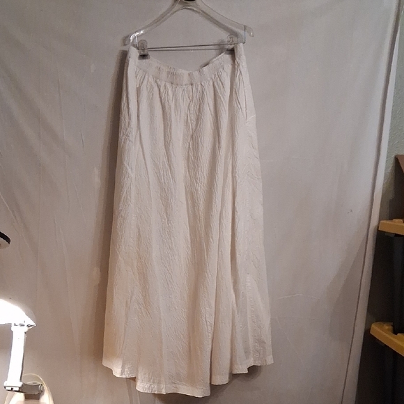 a new day Dresses & Skirts - a new day Women's Long White Lined Skirt Size Xxl